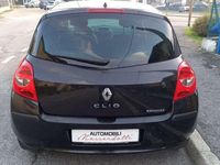 Usata Renault Clio II LE 75 CV (55 kW) 2007 Nero metallizzato Berlina