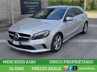 Usata Mercedes A180 Premium 122 CV (89 kW) 2017 Argento Berlina