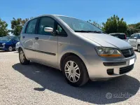 Usata Fiat Idea 95 CV (69 kW) 2005 Grigio Monovolume