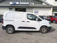 Usata Opel Combo Edition 120 CV (88 kW) 2021 Bianco Monovolume