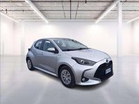 Usata Toyota Yaris Hybrid Business Edition 92 CV (67 kW) 2020 Argento Berlina