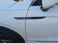 Usata VW Tiguan R-line 150 CV (110 kW) 2023 Bianco SUV
