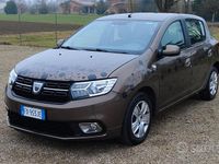 Usata Dacia Sandero Comfort 90 CV (66 kW) 2019 Marrone Berlina