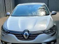 Usata Renault Mégane IV Bose Edition 132 CV (97 kW) 2017 Grigio Berlina