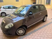 Usata Lancia Ypsilon 60 CV (44 kW) 2011 Marrone Utilitaria