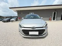 Usata Hyundai i20 75 CV (55 kW) 2016 Argento Berlina