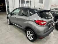 Usata Renault Captur 90 CV (66 kW) 2015 Grigio SUV