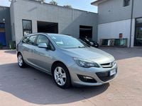 Usata Opel Astra 140 CV (102 kW) 2015 Grigio Station wagon