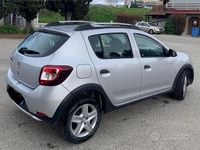 Usata Dacia Sandero Prestige 90 CV (66 kW) 2015 Grigio Berlina