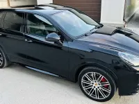 Usata Porsche Cayenne Turbo 519 CV (381 kW) 2015 Nero SUV