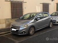 Usata Peugeot 208 102 CV (75 kW) 2019 Grigio Utilitaria