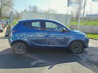 usata Lancia Ypsilon 1.0 FireFly 70cv S&S Hybrid GOLD GPL