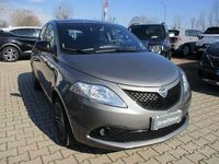 Usata Lancia Ypsilon Gold 69 CV (50 kW) 2023 Grigio Utilitaria