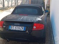 Usata Audi TT Roadster 179 CV (131 kW) 2000 Nero Cabrio