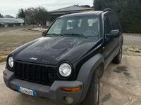 Second-hand Jeep Cherokee 116 CP (85 kW) 2003 SUV