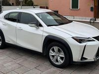 Usata Lexus UX 250h 152 CV (111 kW) 2020 Bianco SUV