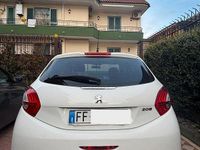 Usata Peugeot 208 2016 Bianco Utilitaria