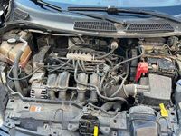 Usata Ford Fiesta 97 CV (71 kW) 2010 Nero Utilitaria
