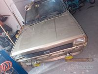 Usata Ford Fiesta 45 CV (33 kW) 1985 Grigio Utilitaria