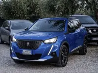 Usata Peugeot 2008 Allure 131 CV (96 kW) 2022 Blu vertigo SUV