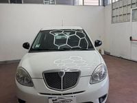 Usata Lancia Ypsilon 69 CV (50 kW) 2012 Bianco Utilitaria