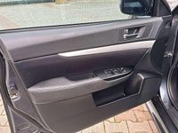 Usado Subaru Legacy Trend 150 CV (110 kW) 2010 Familiar