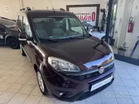 Usata Fiat Doblò Lounge 120 CV (88 kW) 2015 Nero Monovolume