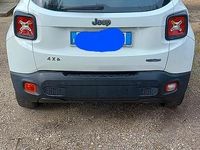 Usata Jeep Renegade 190 CV (139 kW) 2015 Bianco SUV