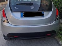 Usata Lancia Ypsilon 80 CV (58 kW) 2013 Grigio Utilitaria