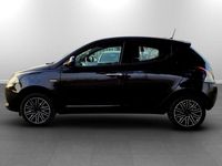 Usata Lancia Ypsilon Gold 69 CV (50 kW) 2022 Nero Utilitaria