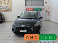 Usata Hyundai i10 67 CV (49 kW) 2023 Grigio Utilitaria