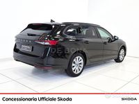 Usado Skoda Superb Selection 150 CV (110 kW) 2025 Negro Familiar
