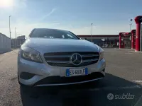 Usata Mercedes 180 109 CV (80 kW) 2013 Grigio Berlina