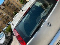 Usado Fiat Grande Punto 65 HP (47 kW) 2006 Cinzento Citadino