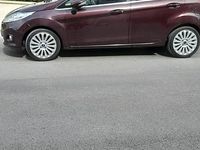 Usata Ford Fiesta 80 CV (58 kW) 2010 Rosso Utilitaria