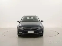 Usata VW Passat Business 122 CV (89 kW) 2022 Blu Station wagon