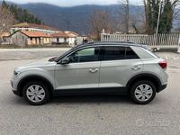 Usata VW T-Roc Life 150 CV (110 kW) 2023 Grigio SUV