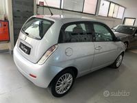 usata Lancia Ypsilon 1.2 Argento NEOPATENTATI