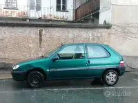 Usata Citroën Saxo 60 CV (44 kW) 2001 Verde Utilitaria