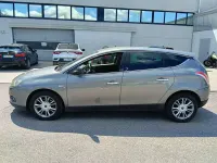 Usata Lancia Delta 120 CV (88 kW) 2010 Grigio Utilitaria