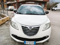 Usata Lancia Ypsilon Gold 95 CV (69 kW) 2012 Bianco Utilitaria