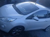 Usata Ford Ka 75 CV (55 kW) 2012 Argento Utilitaria
