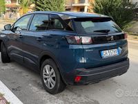 Usata Peugeot 3008 Business-Line 130 CV (95 kW) 2021 Blu SUV