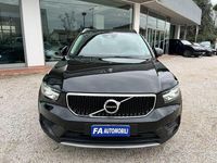 Usata Volvo XC40 Momentum 150 CV (110 kW) 2018 Nero SUV