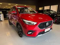 Begagnad MG ZS Luxury 106 HK (77 kW) 2024 Svart SUV
