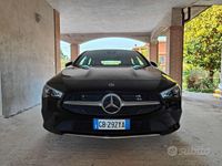 Usata Mercedes CLA200 Shooting Brake 150 CV (110 kW) 2020 Nero Station wagon
