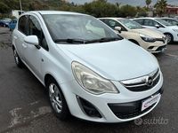 Usata Opel Corsa Sport 75 CV (55 kW) 2013 Bianco Berlina