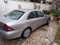 Usata Mercedes 220 2004 Grigio Berlina