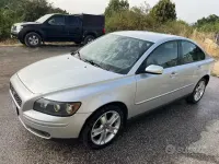 Usata Volvo S40 136 CV (100 kW) 2006 Grigio Berlina