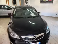Usata Opel Astra 110 CV (80 kW) 2010 Nero Berlina